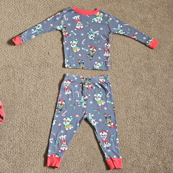 2T Christmas Pajamas Candy Cane Pajamas, Paw Patrol Pjs, Gioberti Sweater Boy 2T - Picture 5 of 7
